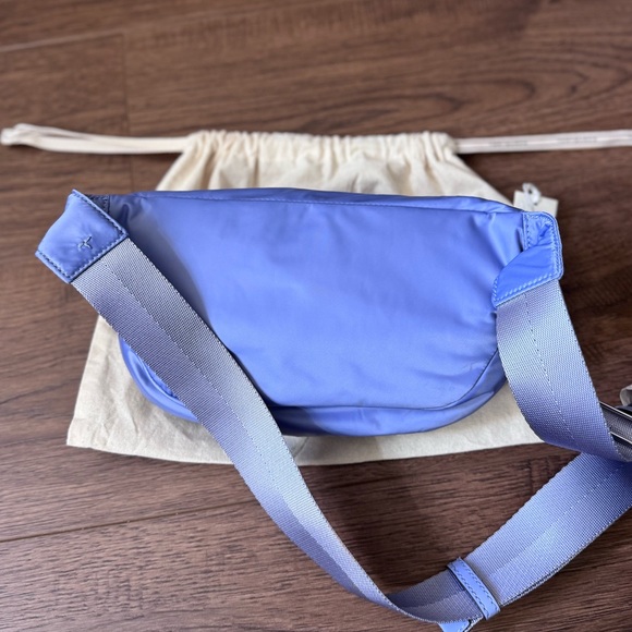 New Tory Burch Nylon Belt Bag in Pale Iris - Picture 4 of 8